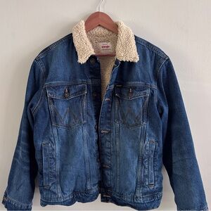 Wrangler Classic Blue Denim Jacket with Sherpa Collar